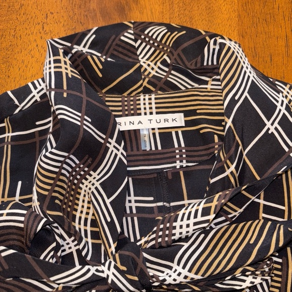 Trina Turk size 2 Black and White 💯 silk Plaid Blouse. - Picture 2 of 5